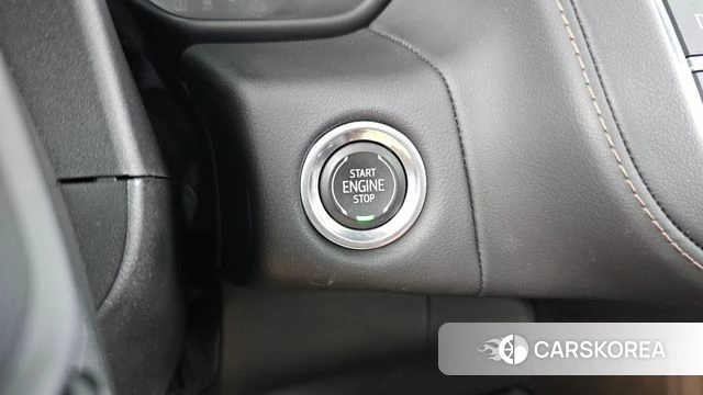 Chevrolet (GM Daewoo) Tahoe id 4631010 из Кореи 30