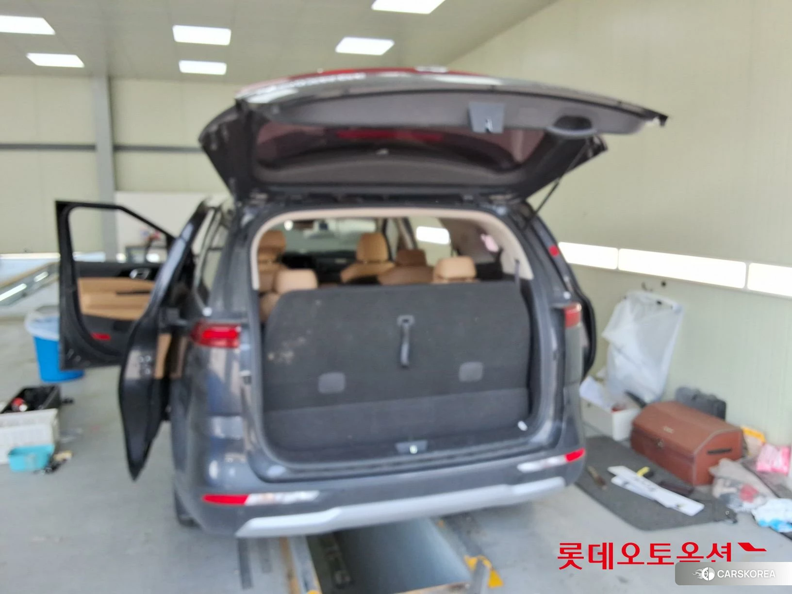 Kia Carnival id 3882095 из Кореи 30