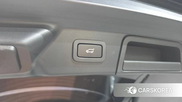 Land Rover Range Rover Velar id 4233026 из Кореи 30