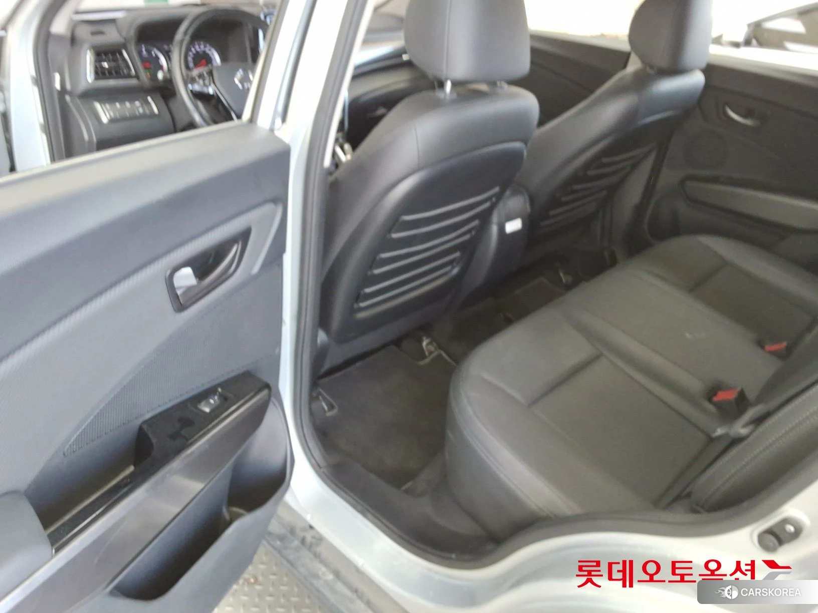 SsangYong Tivoli id 4289660 из Кореи 30