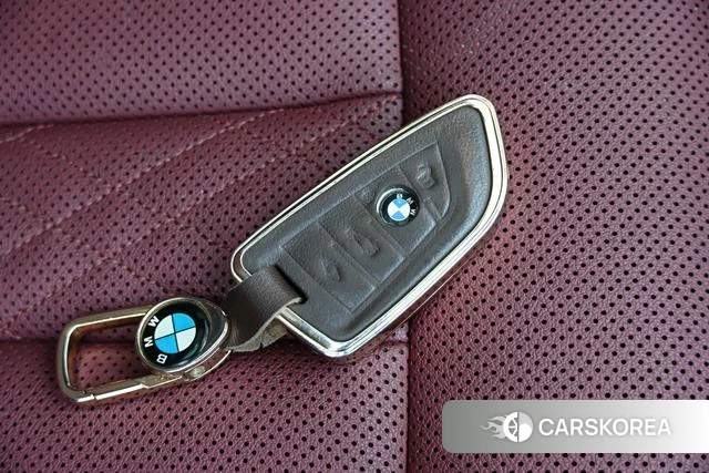 BMW 5 series id 4271228 из Китая 30