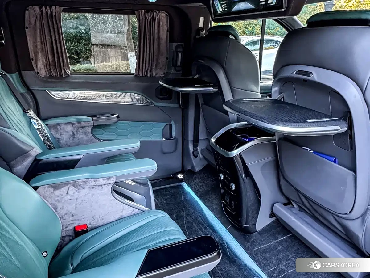 Ford Tourneo id 4622733 из Китая 30