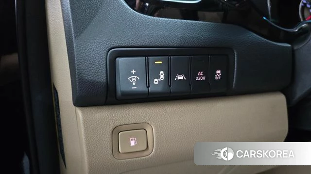 Kia The New Carnival id 4727905 из Кореи 30