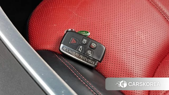 Land Rover Range Rover Evoque id 4755503 из Кореи 30