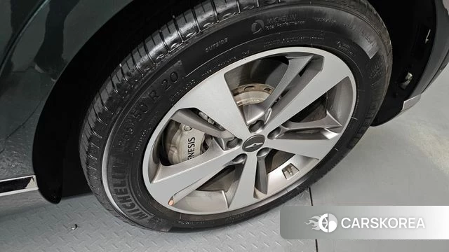 Genesis GV80 id 4202108 из Кореи 30