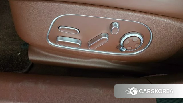 Genesis G90 (RS4) id 4408960 из Кореи 30