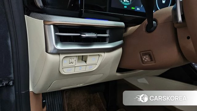 Hyundai Grandeur Hybrid (GN7) id 4590663 из Кореи 30