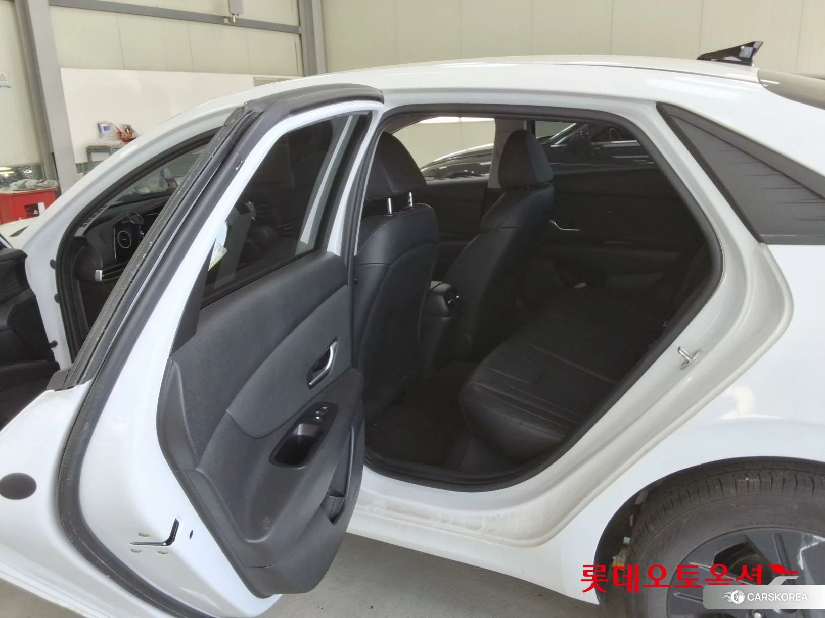 Hyundai Avante id 4289348 из Кореи 30
