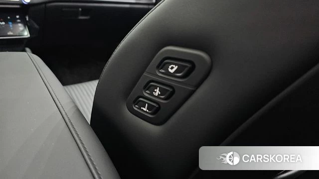 Hyundai Grandeur (GN7) id 4185888 из Кореи 30