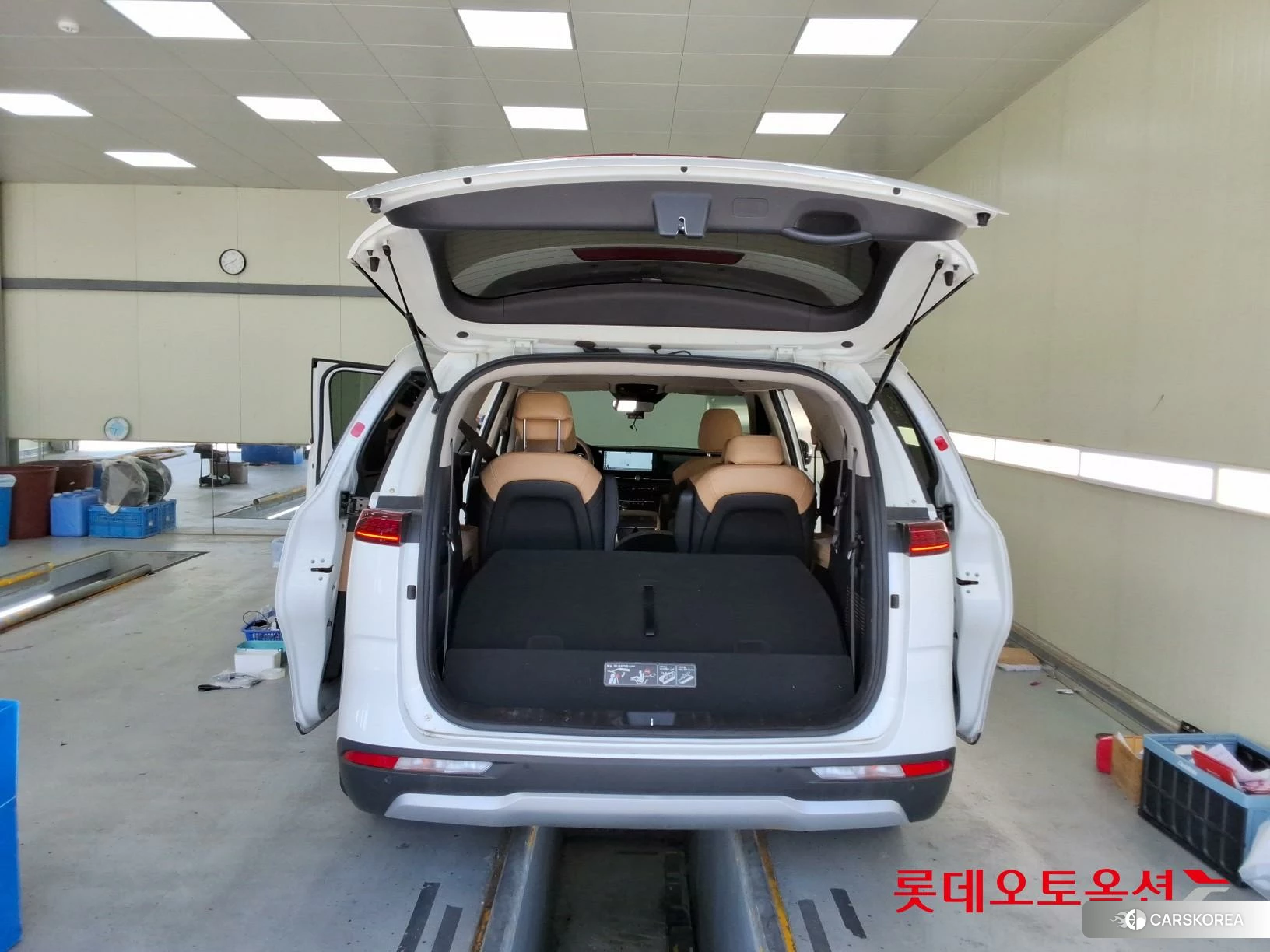 Kia Carnival id 4679376 из Кореи 30