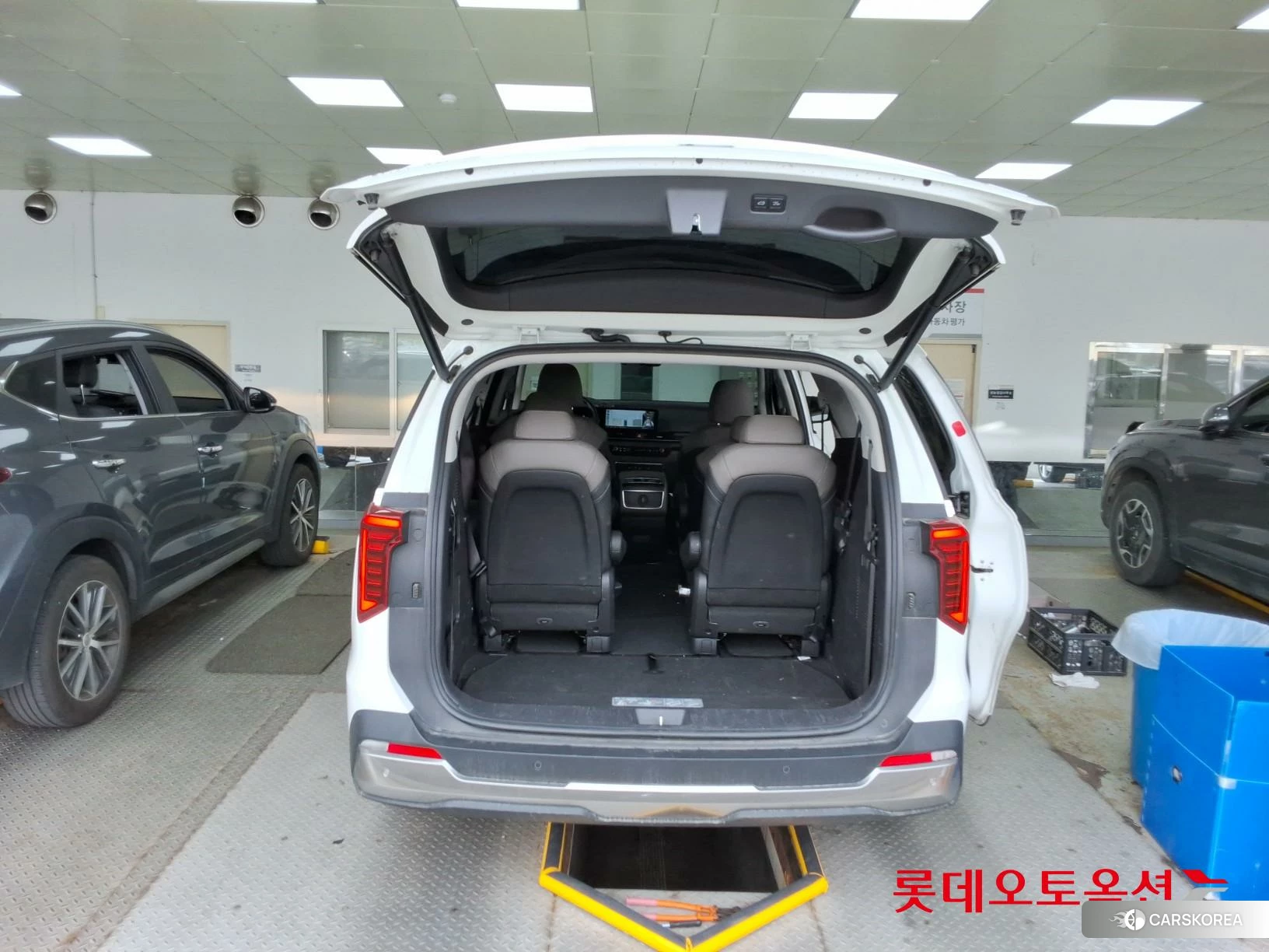 Kia Carnival Hybrid id 3888408 из Кореи 30