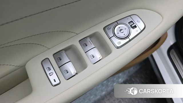 Hyundai The New Grandeur IG Hybrid id 4613867 из Кореи 30