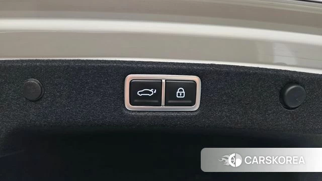 Hyundai Grandeur (GN7) id 4322474 из Кореи 30