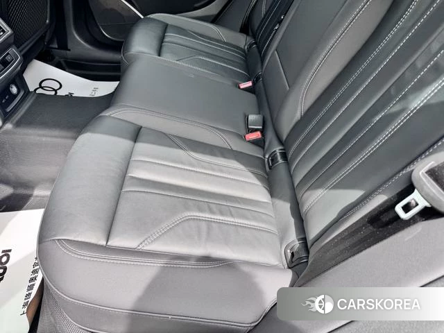 Audi Q5L id 4329241 из Китая 30