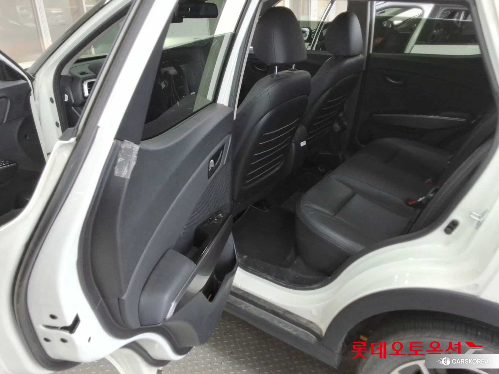 SsangYong Tivoli id 4352441 из Кореи 30