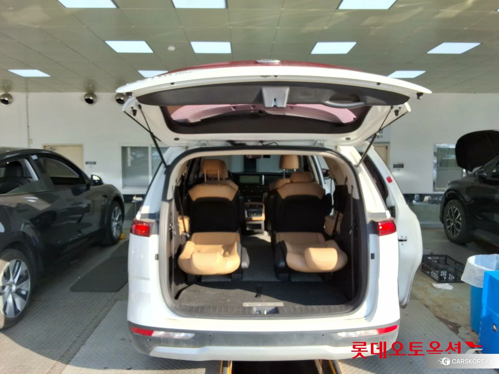 Kia Carnival id 3882166 из Кореи 30