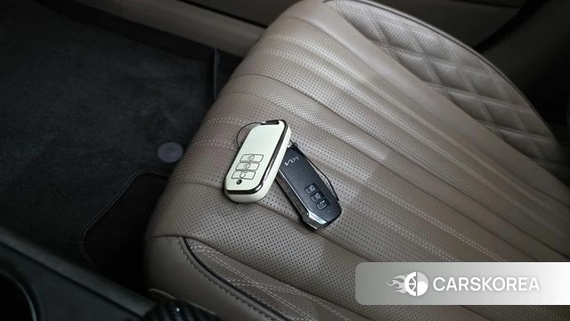 Kia K8 Hybrid id 4712111 из Кореи 30