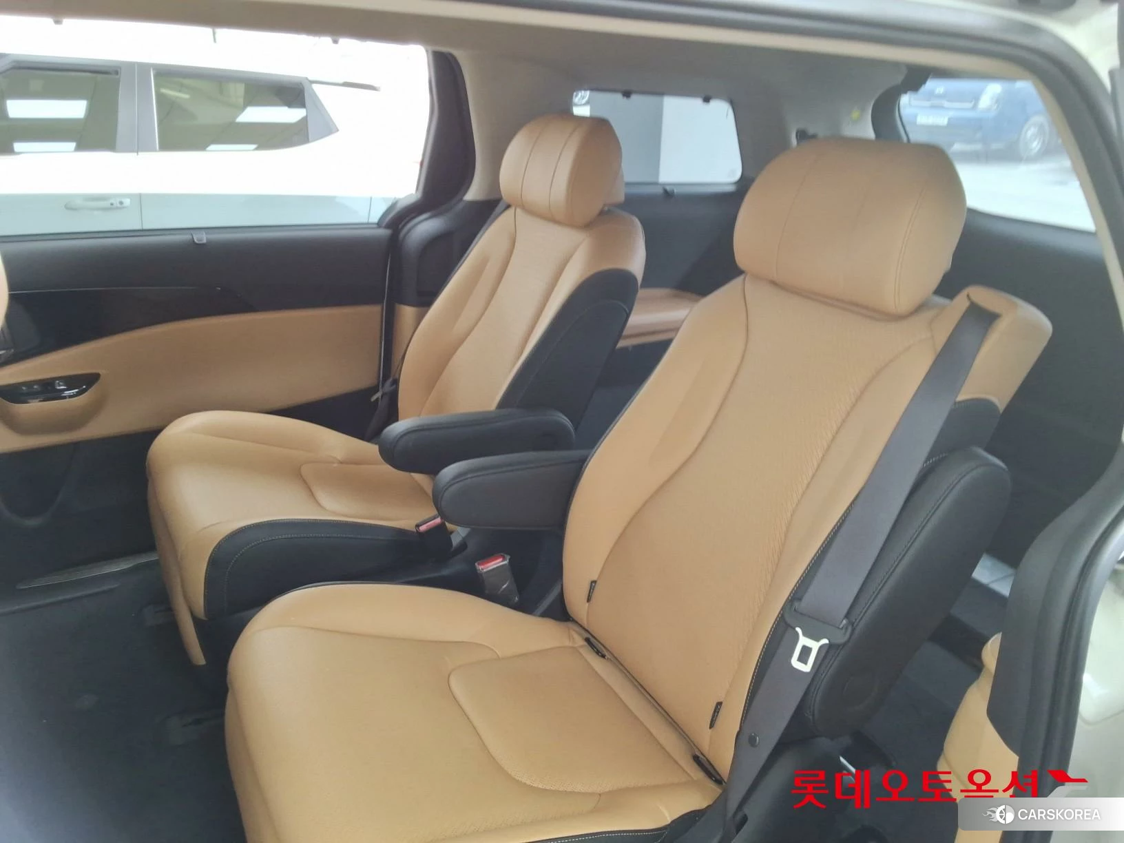 Kia Carnival Limousine id 3882175 из Кореи 30