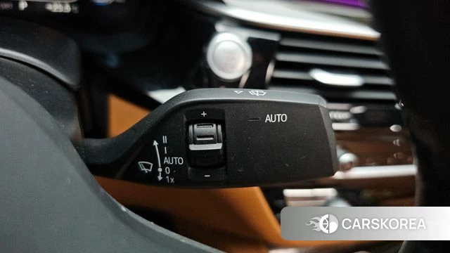 BMW 5 Series (G30) id 4388982 из Кореи 30