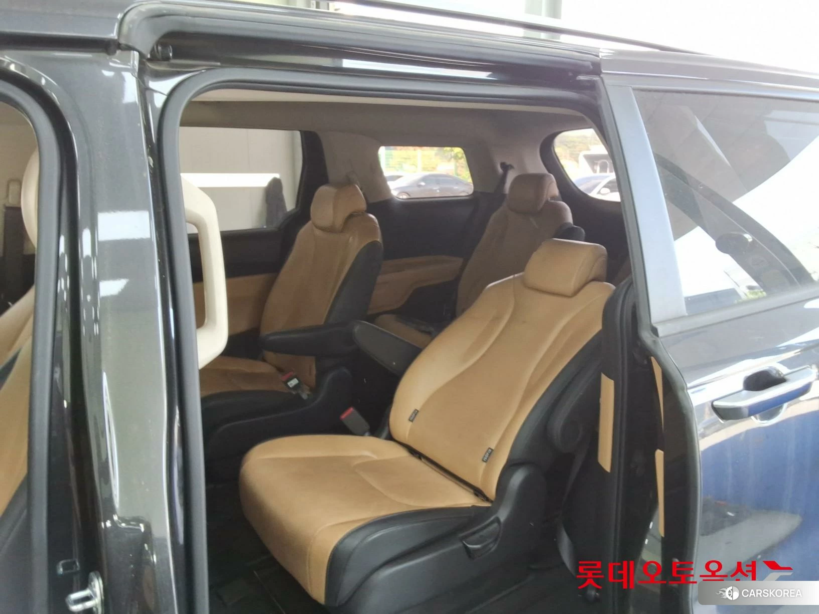 Kia Carnival id 4289546 из Кореи 30
