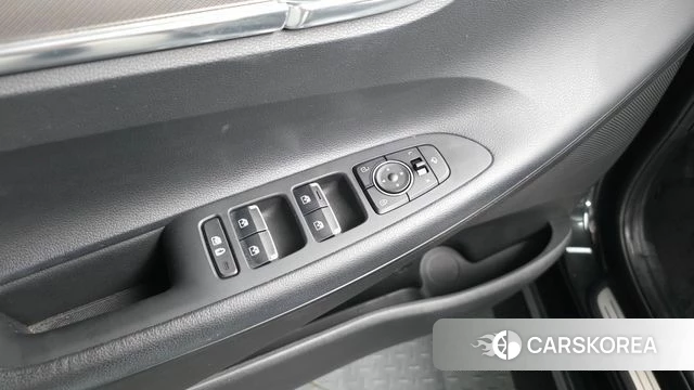 Hyundai The New Grandeur IG Hybrid id 4666286 из Кореи 29