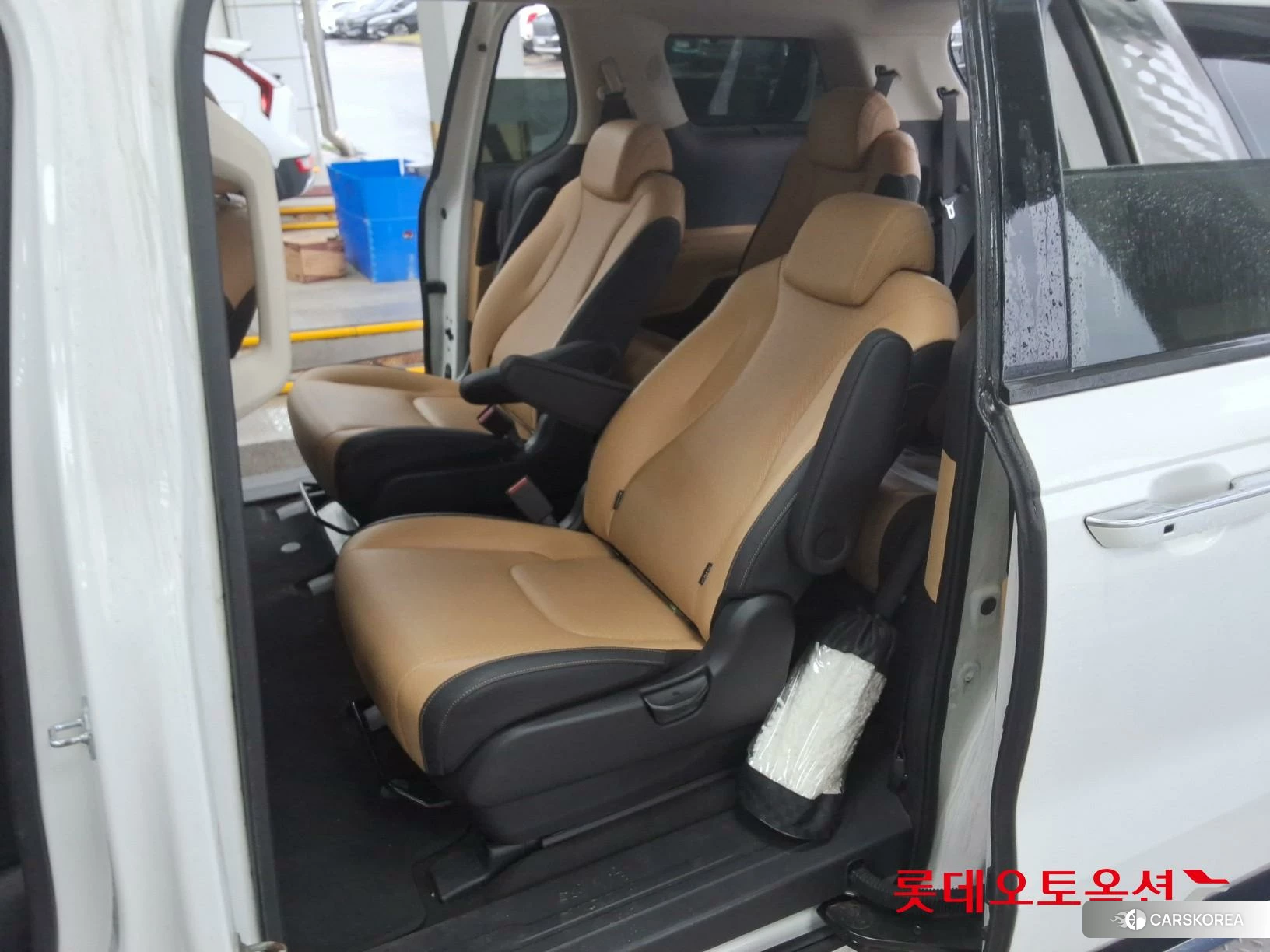 Kia Carnival id 4352415 из Кореи 30