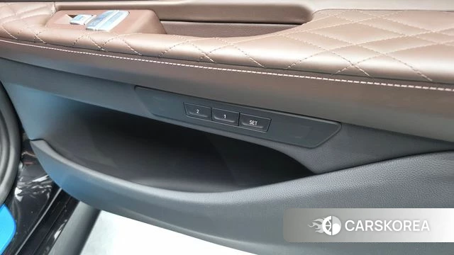 BMW 7 Series (G11) id 4717258 из Кореи 30