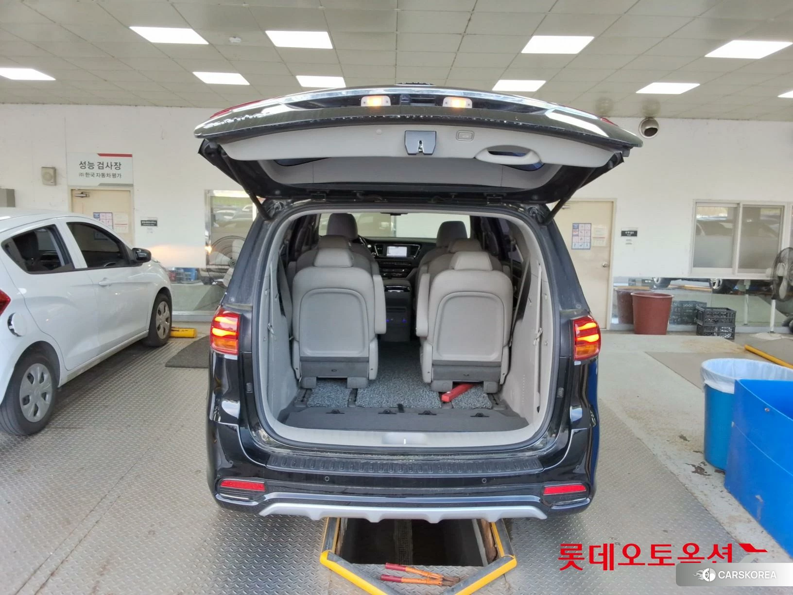 Kia Carnival id 4504366 из Кореи 30