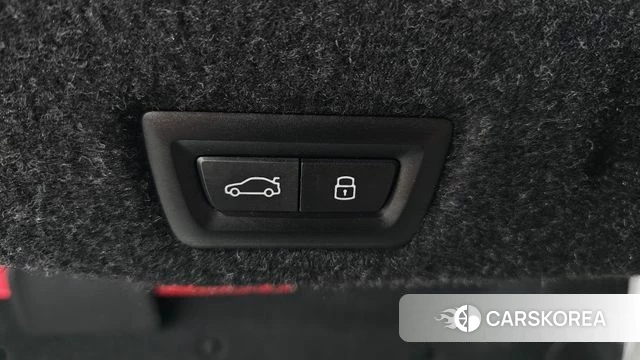 BMW 5 Series (G60) id 4499295 из Кореи 30