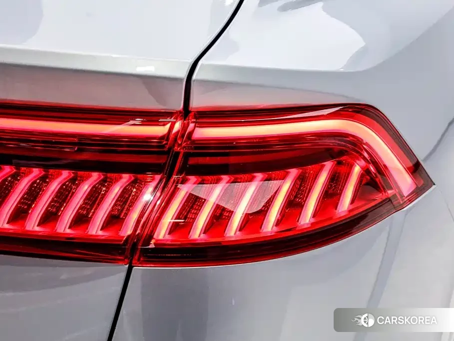 Audi Q8 id 4601912 из Китая 30