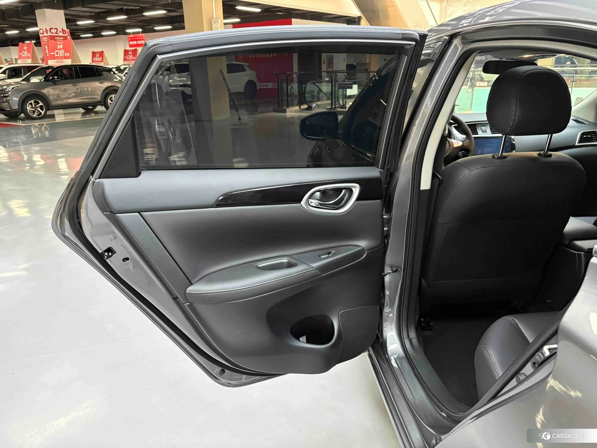 Nissan Xuan Yi id 4492969 из Китая 30