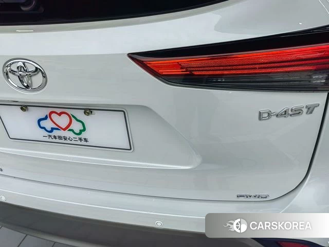 Toyota Highlander id 4314618 из Китая 30