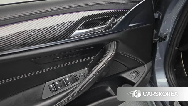 BMW 5 Series (G30) id 4233176 из Кореи 30