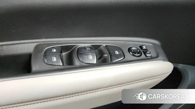 Renault Korea (Samsung) The New QM6 id 4464822 из Кореи 30