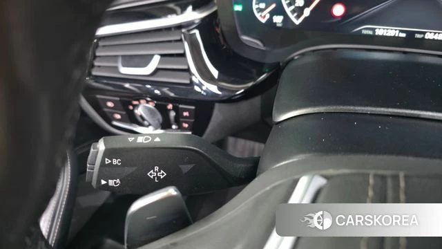 BMW 5 Series (G30) id 4562921 из Кореи 30