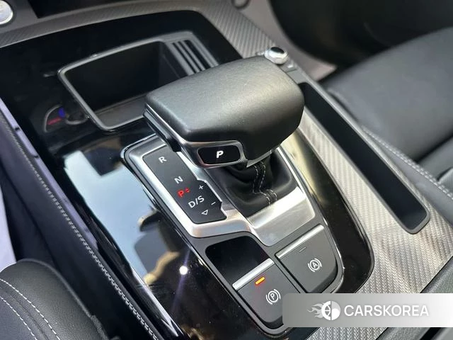 Audi Q5L id 4213197 из Китая 30
