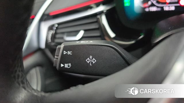 BMW 5 Series (G30) id 4899222 из Кореи 30