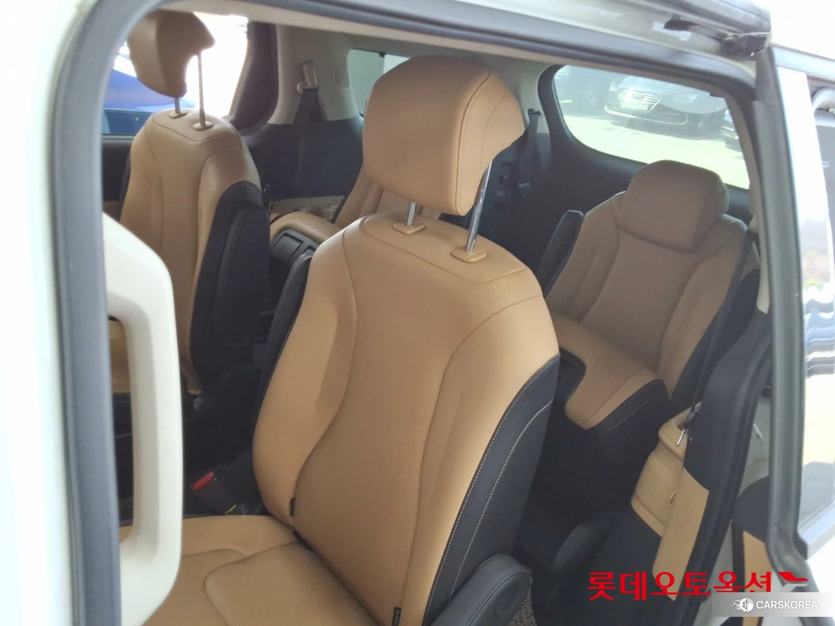 Kia Carnival id 3882096 из Кореи 30