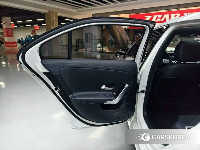 Mercedes-Benz Class A id 4321119 из Китая 30