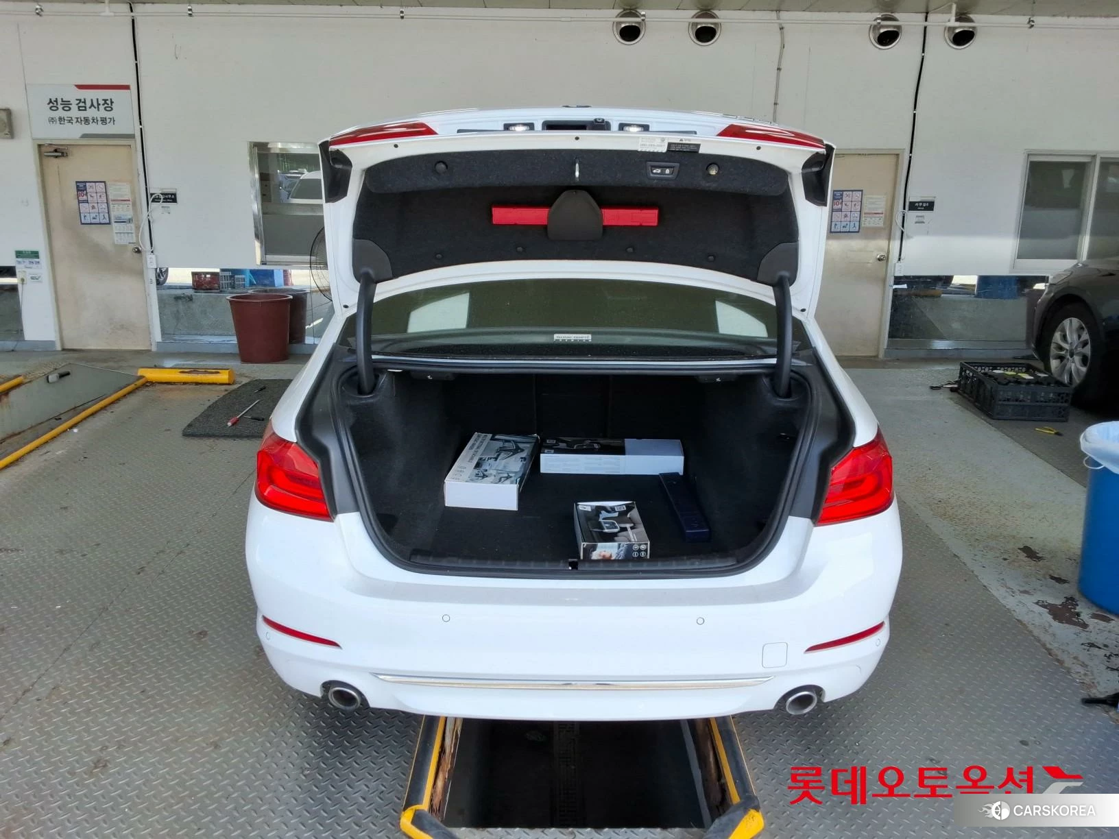 BMW  530i Luxury id 4902319 из Кореи 30