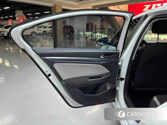 Volkswagen Bora id 4298202 из Китая 30