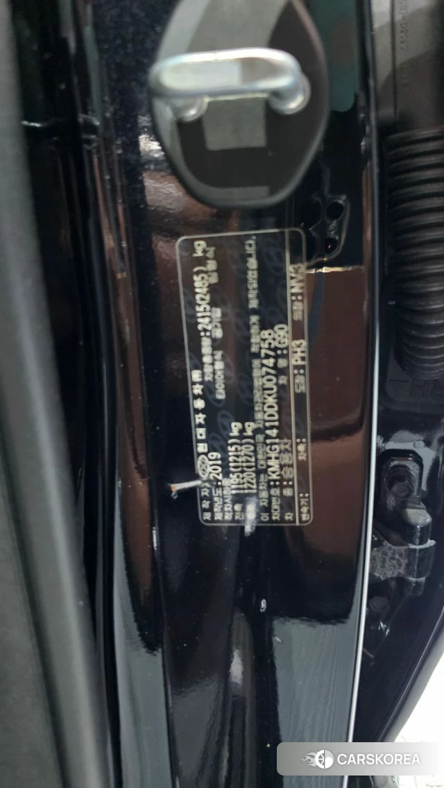 Genesis G90 id 4586941 из Кореи 30