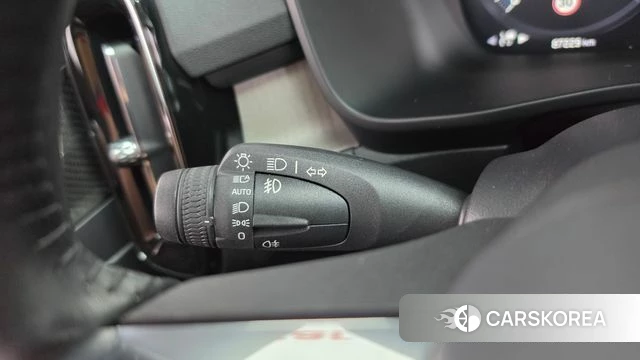 Volvo XC40 id 4864910 из Кореи 30