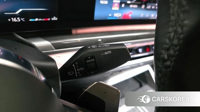 BMW 7 Series (G70) id 4185896 из Кореи 30