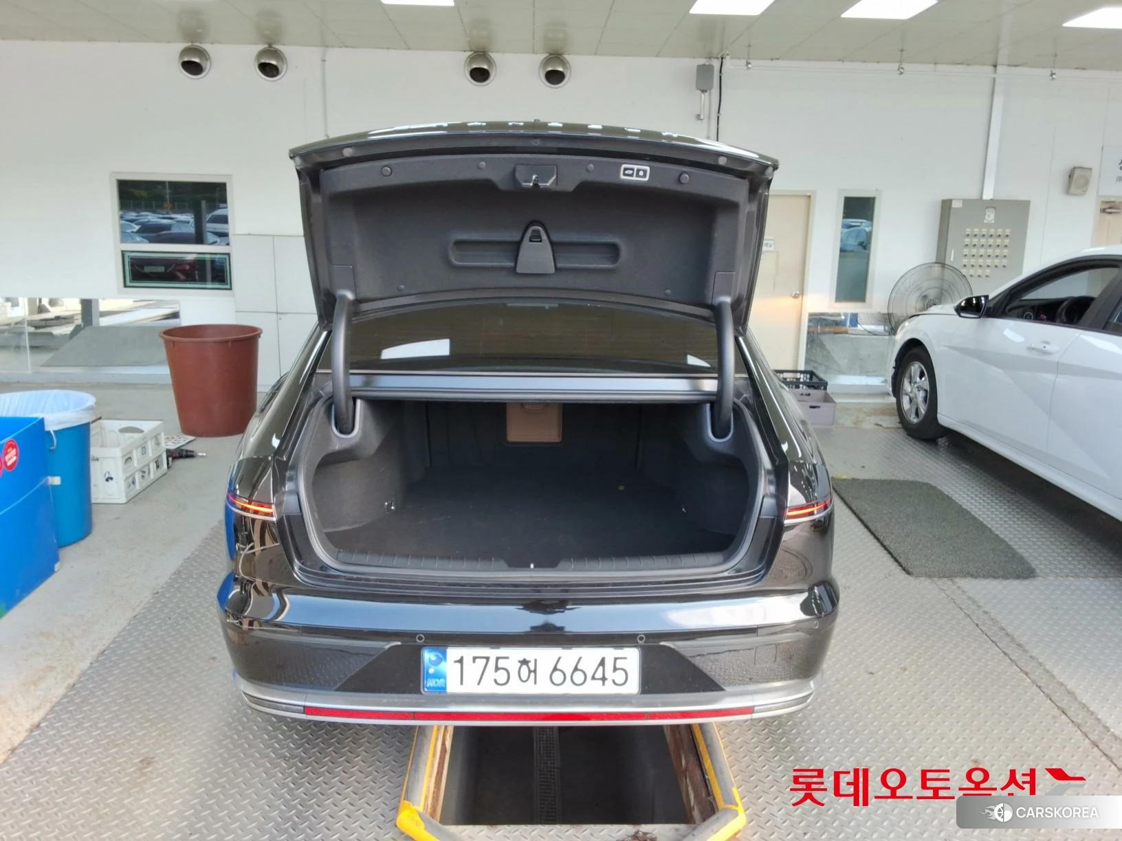 Hyundai Grandeur Hybrid id 4902567 из Кореи 30