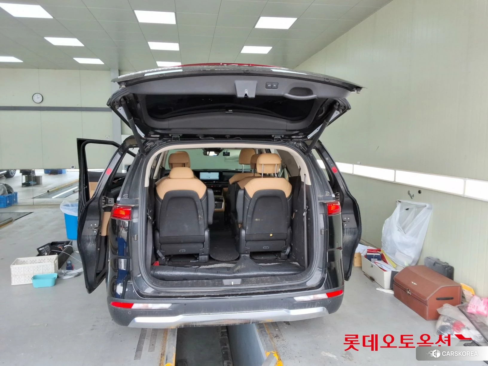 Kia Carnival id 3888374 из Кореи 30