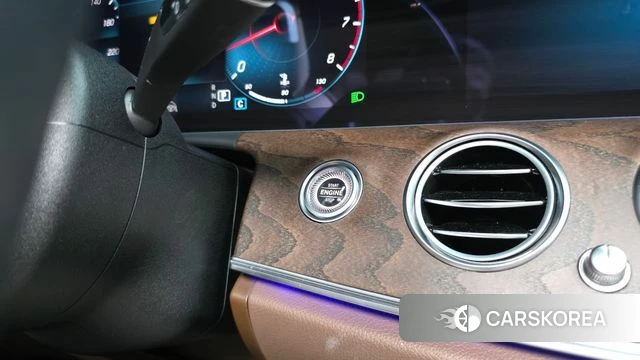 Mercedes-Benz E-Class W213 id 4541502 из Кореи 31