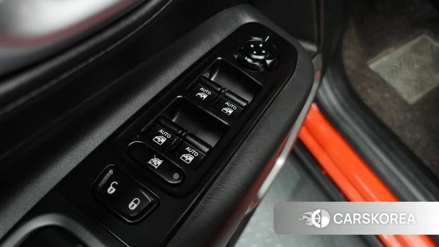 Jeep Renegade id 4396210 из Кореи 31