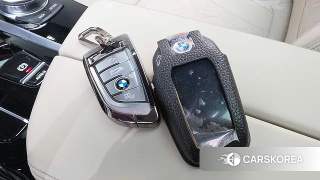 BMW 5 Series (G30) id 4650619 из Кореи 31
