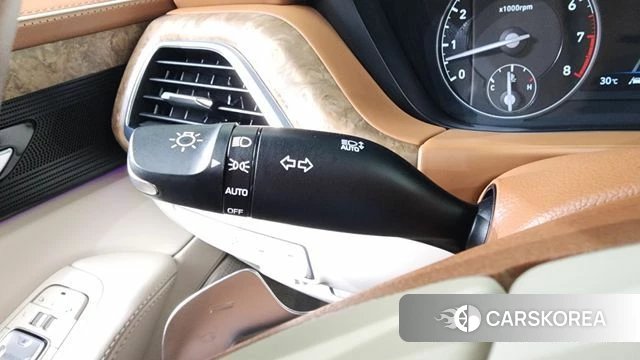 Genesis G90 id 4625820 из Кореи 31